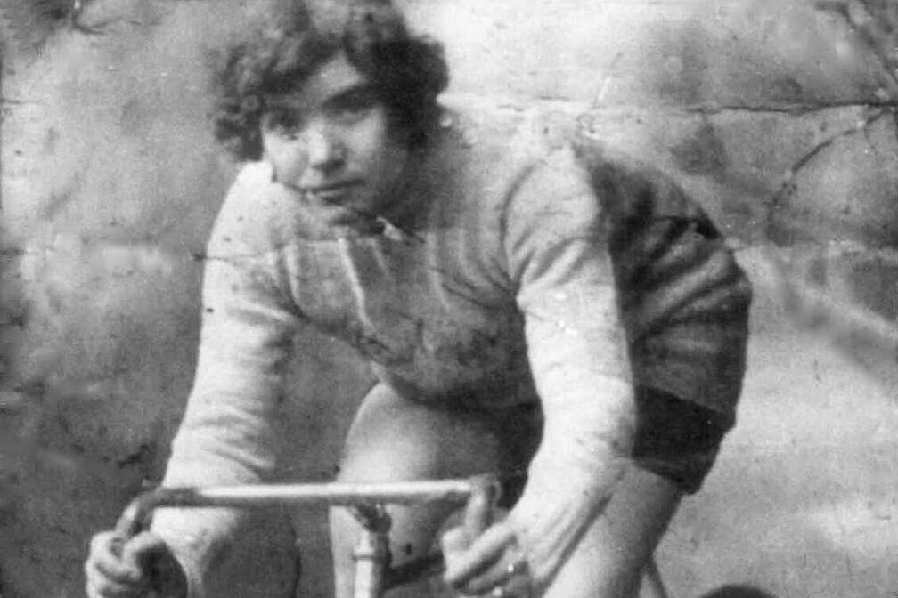 8. Dezember. Alfonsina Morini-Strada