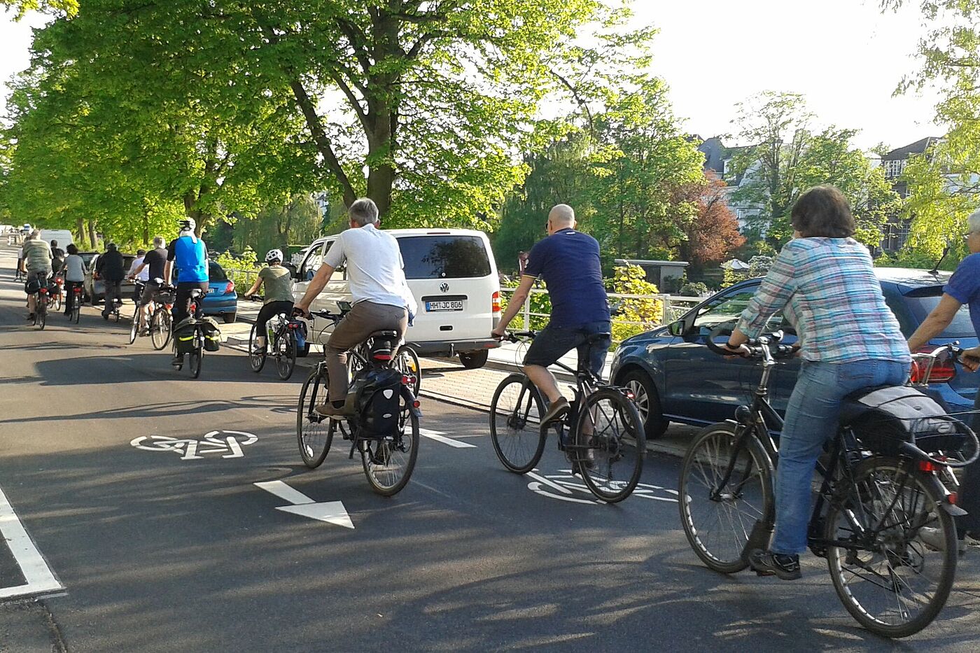 Die Fahrradstraße Leinpfad auf der Veloroute 4 ist eine der beliebtesten Strecken in Hamburg-Nord