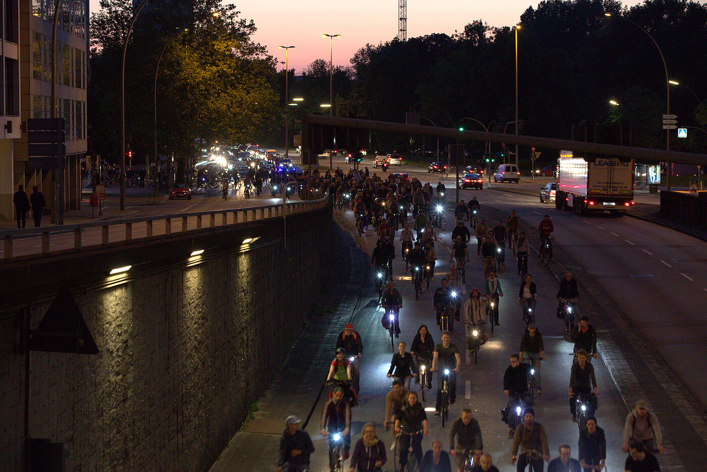 Critical Mass Impression