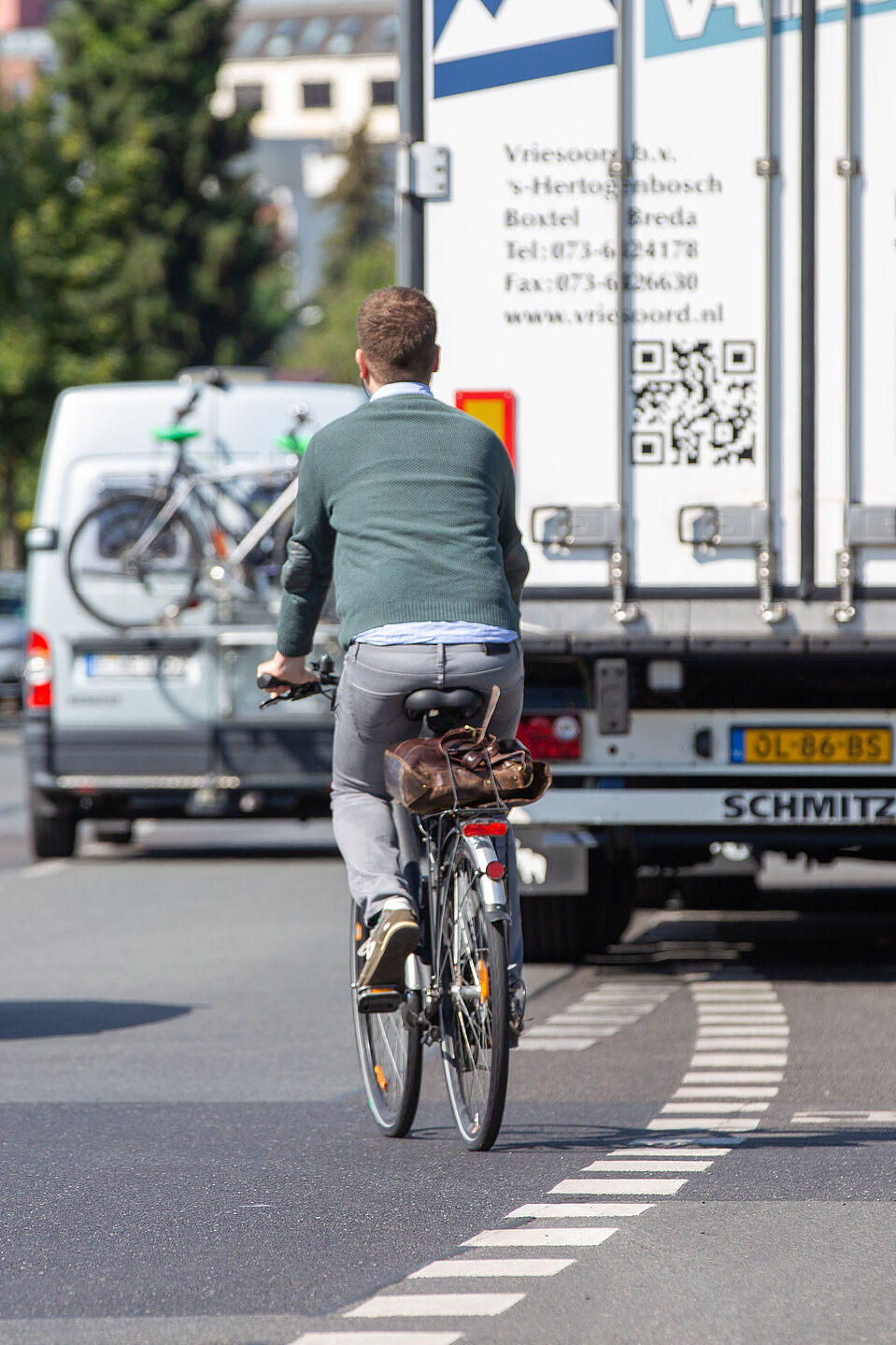 Zugeparkter Radweg Falschparker