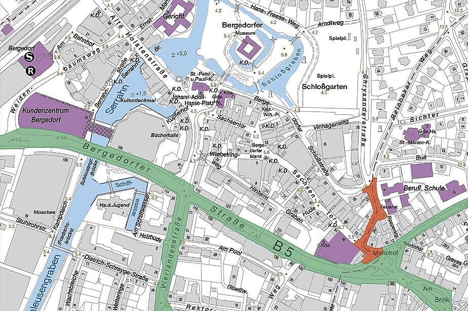 Stadtplan mit rot hinterlegtem Sanierungsgebiet.