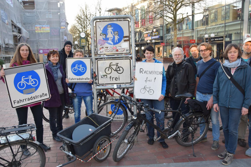 BG Altona Mitglieder*innen der Bezirksgruppe Altona