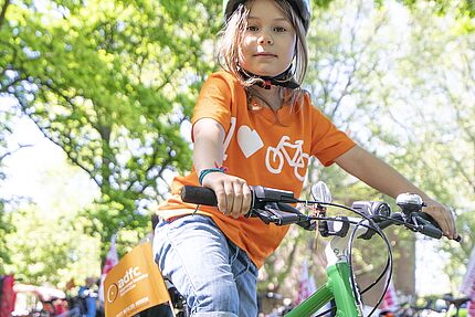 Kind auf Fahrrad bei Kidical Mass