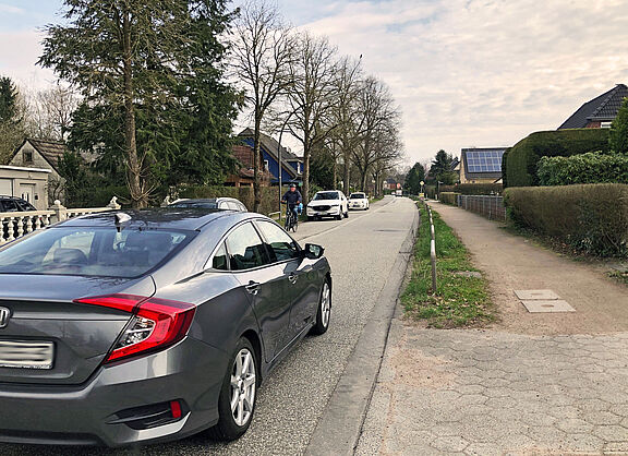 Die Straße Eckerkoppel in Wandsbek, es gibt keine Infrastruktur für den Radverkehr