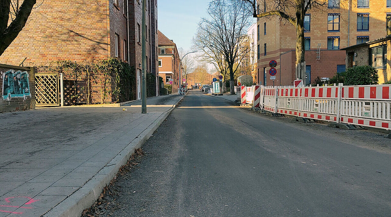 Die Umbauarbeiten zu einer fahrradfreundlichen Strasse sind fast abgeschlossen