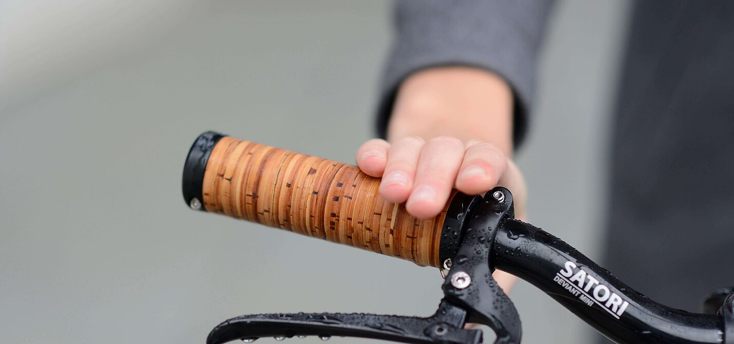 Fahrradgriffe gibt es in unzähligen Varianten. Fahrradgriffe gibt es in unzähligen Varianten.